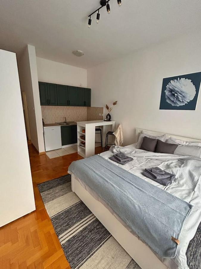 S11 Apartament *